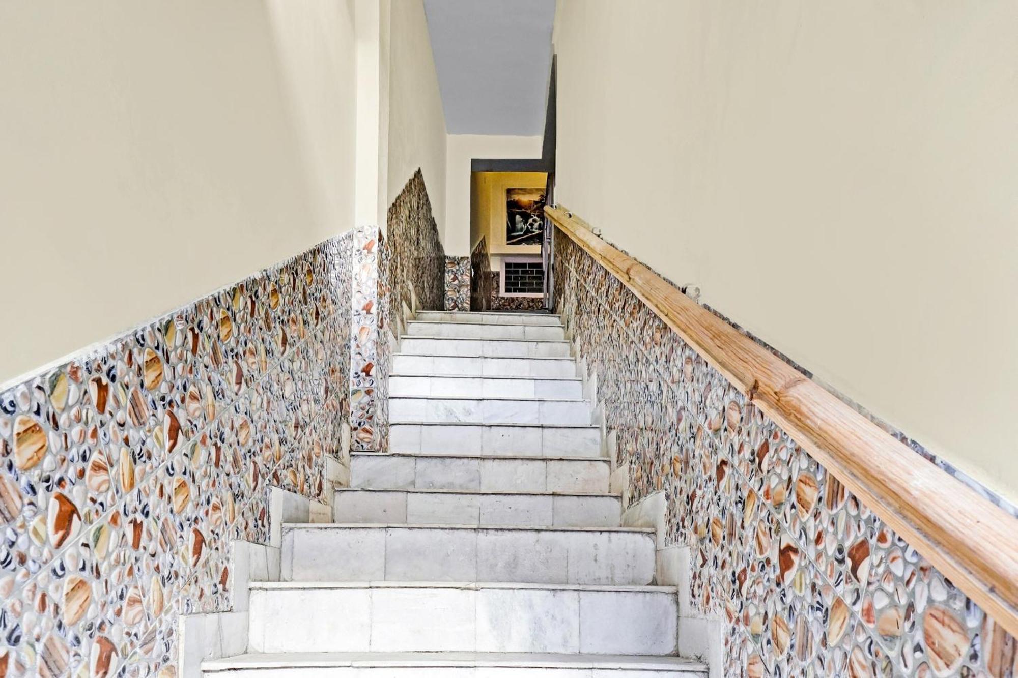 Hotel O Vasudev Inn Bhīm Tāl Exterior foto